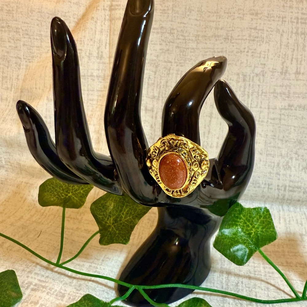 New Vintage-Inspired Gold Ring w/Sparkling Oval Gemstone, Adjustable